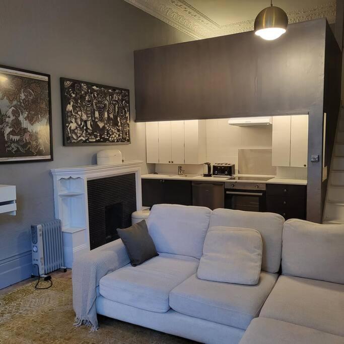 5 Luxury Spacious Loft - Prime Location - Comfortable Bed & Sofa Apartment Brighton